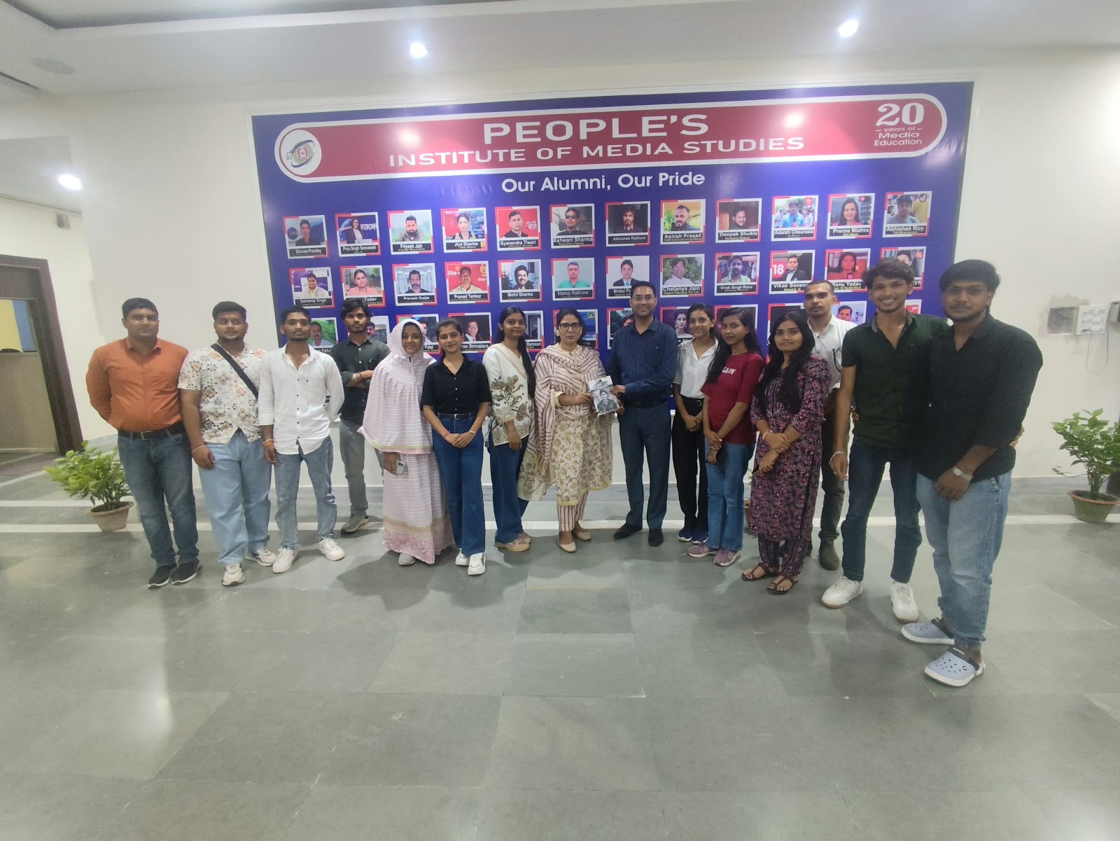 Media Career Orientation with Industry Mentors